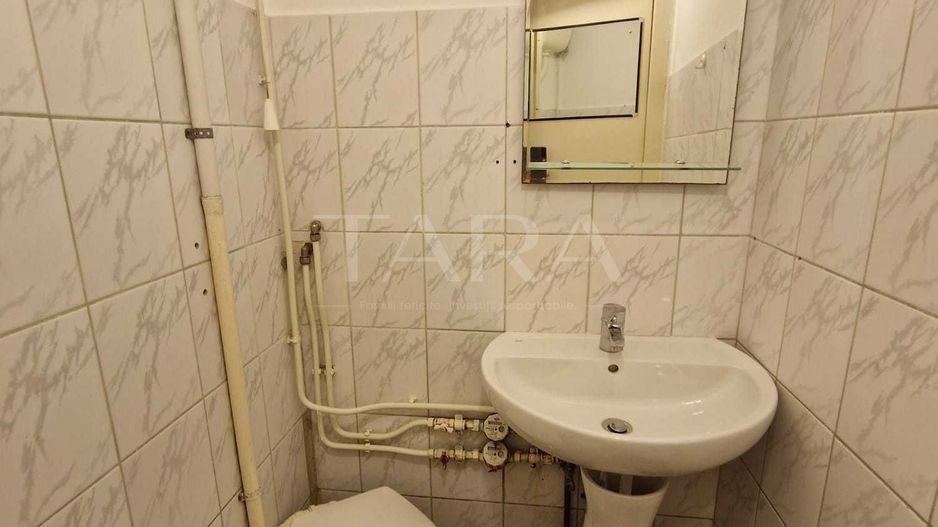Apartament cu 3 camere, 2 băi și balcon mare, Mănăștur. - Poză 8