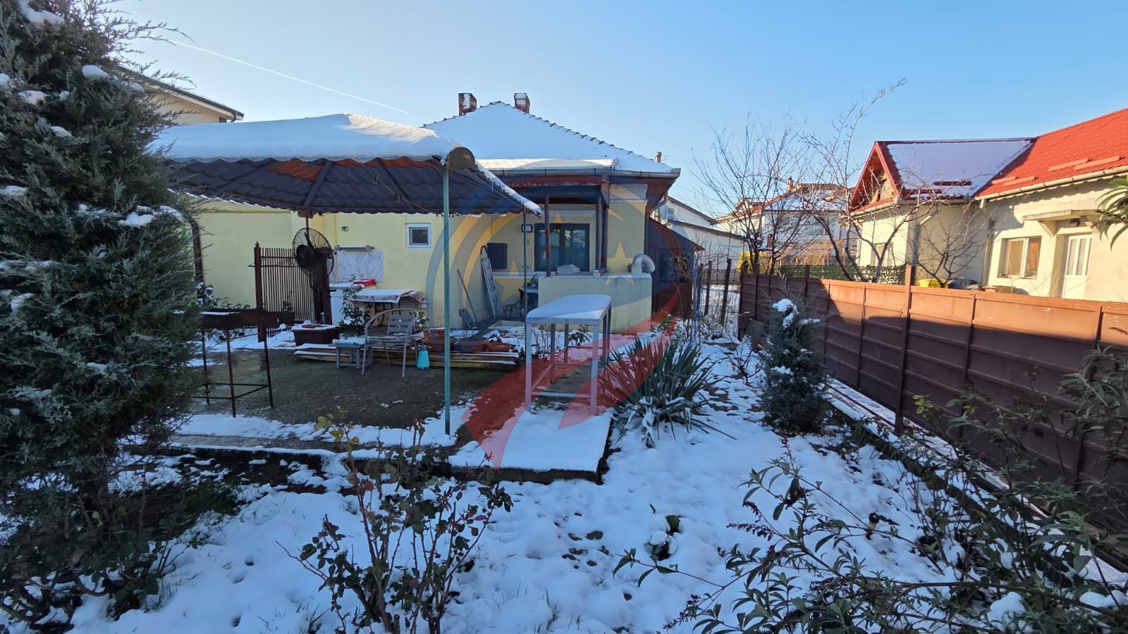 🌿 Casă cu teren 620 mp – Romanești | Liniște, acces excelent, potențial mare - Poză 10