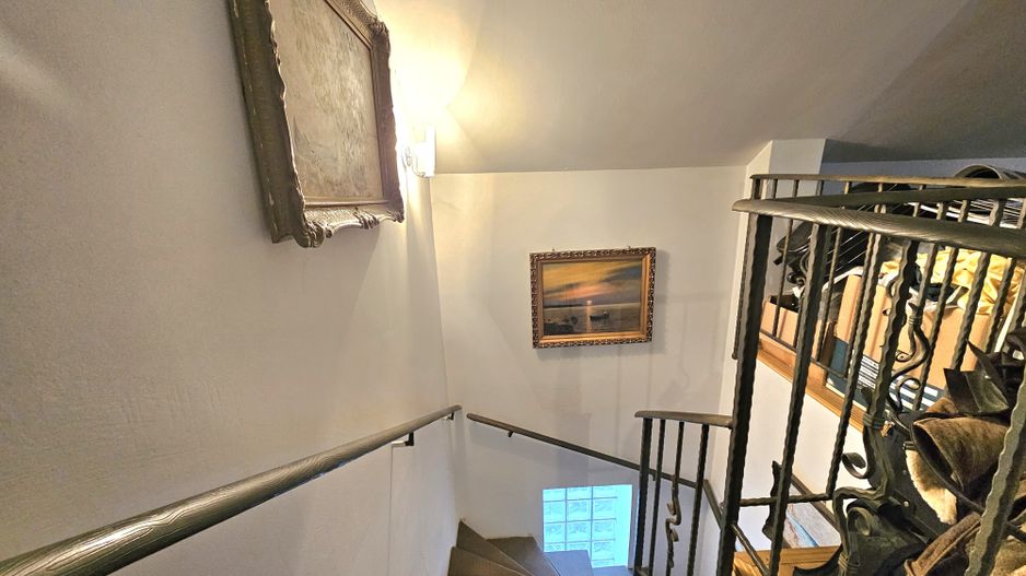 Casă cu 5 camere de vânzare in Lumina Constanta - Poză 8