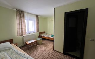 Pensiune + Casa | 626 MPU | Selimbar - Poză 22