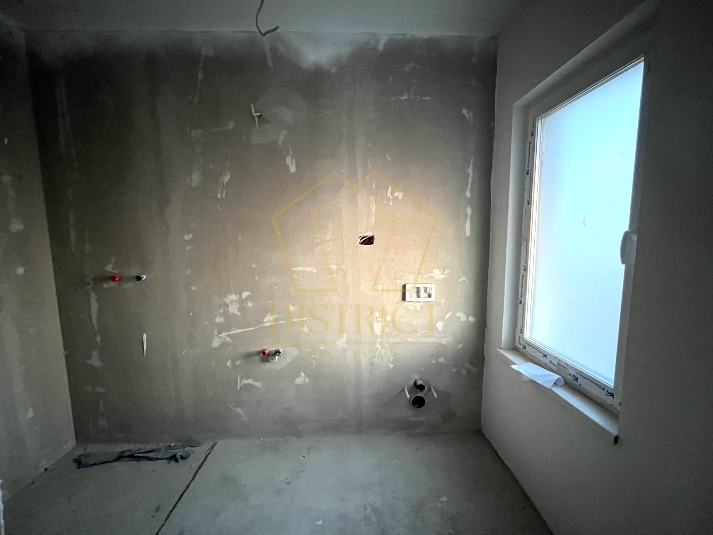 Duplex cu 4 camere despărțit prin camera tehnica | Mosnita Noua - Poză 9