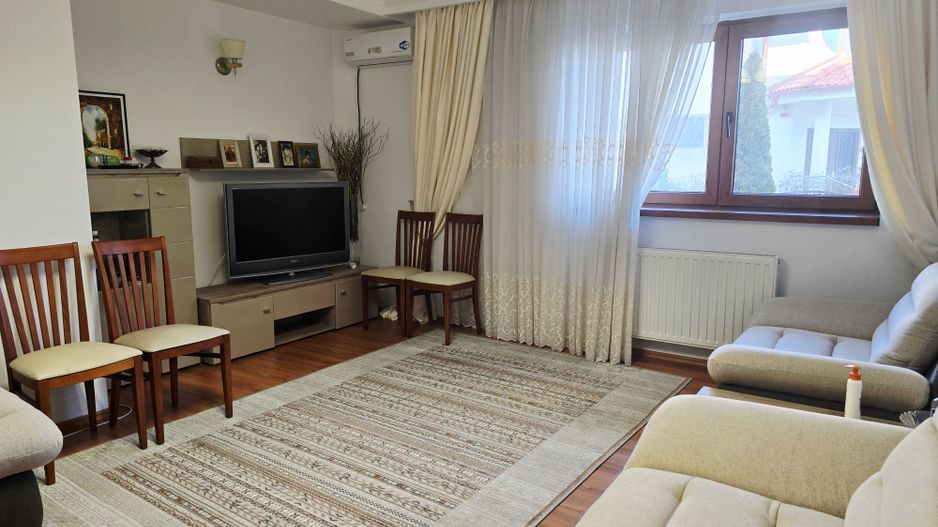 Apartament deosebit si loc parcare în zona Palazu Mare - Poză 1