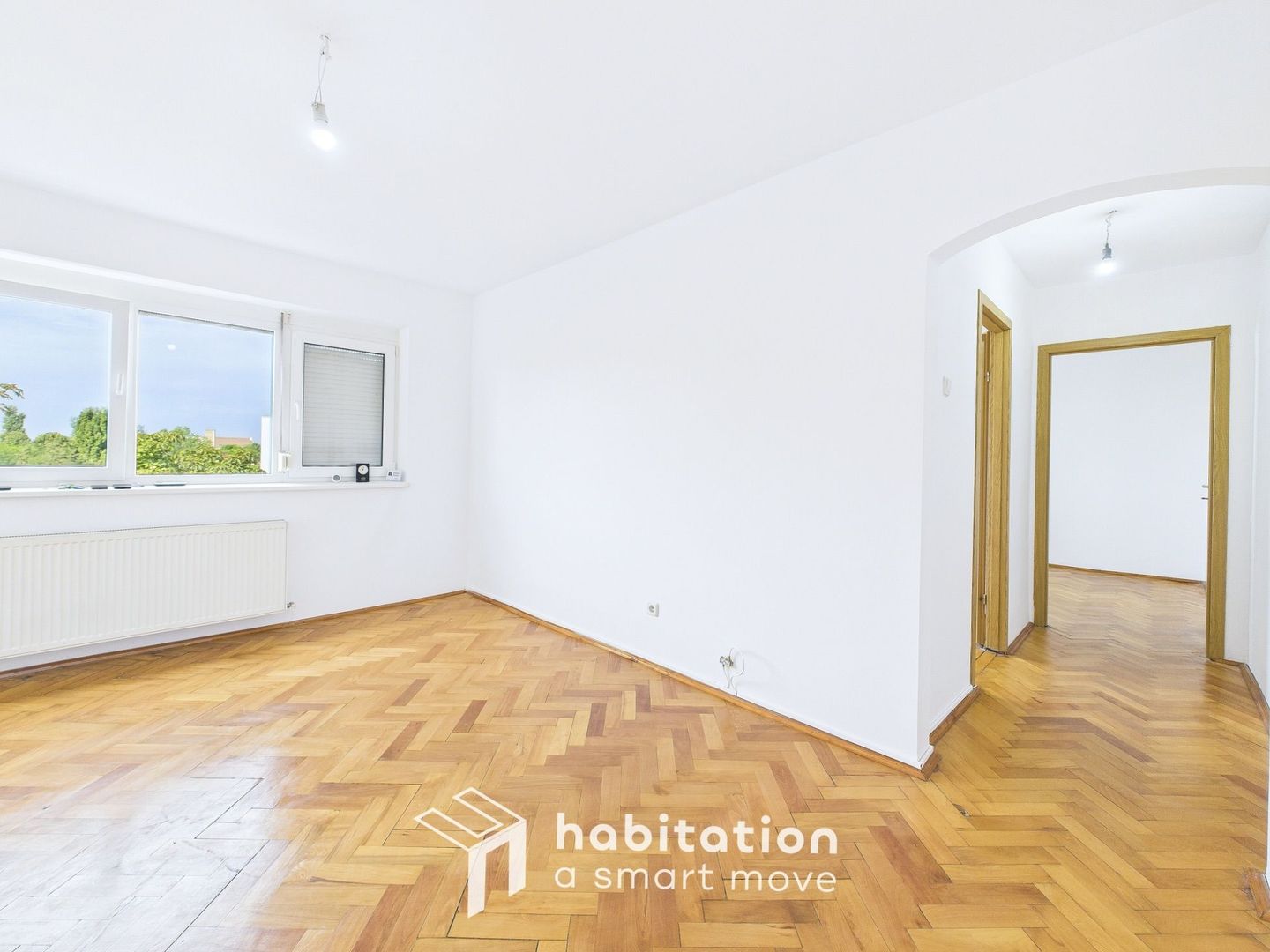 Apartament 3 camere, luminos si vedere liniștită,  boxa,  zona Cetății - Poză 3