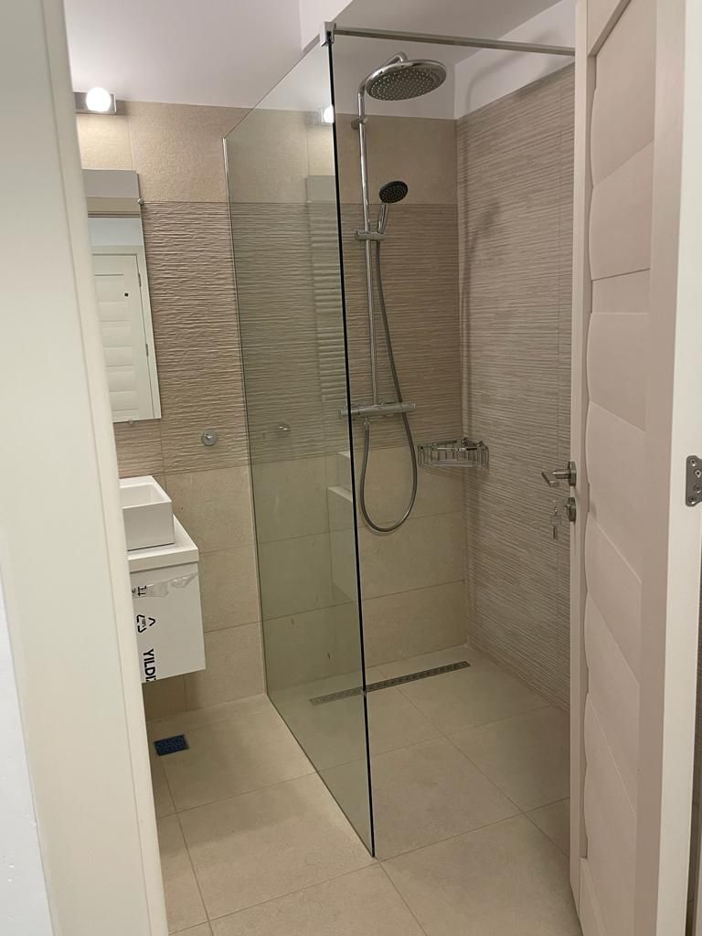 Vilă modernă 6 camere în Băneasa – Henri Coandă, curte proprie, dispon - Poză 11
