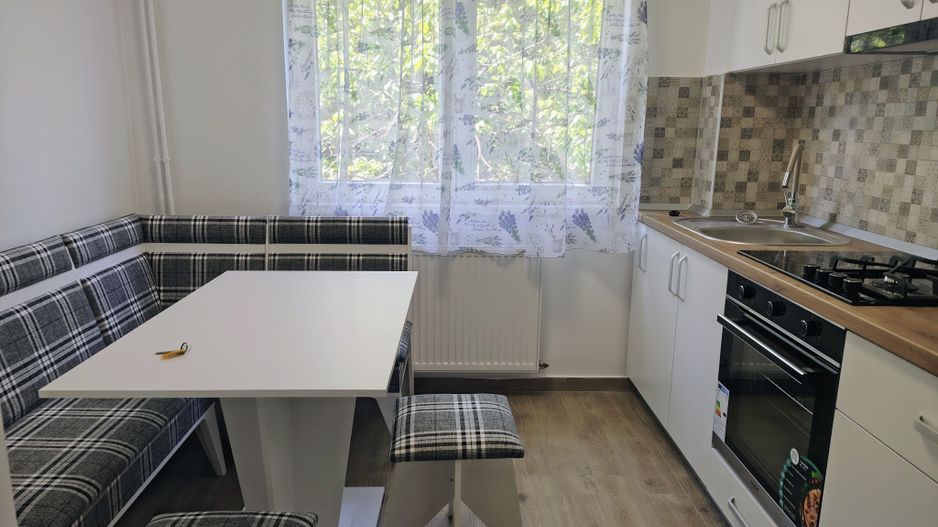Apartament 3 camere Cantemir , 420 E/luna  negociabil, Comision 50% - Poză 7