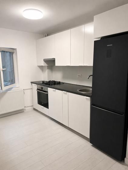 De Închiriat Apartament 2 Camere, în Apropiere de Tineretului - Poză 2