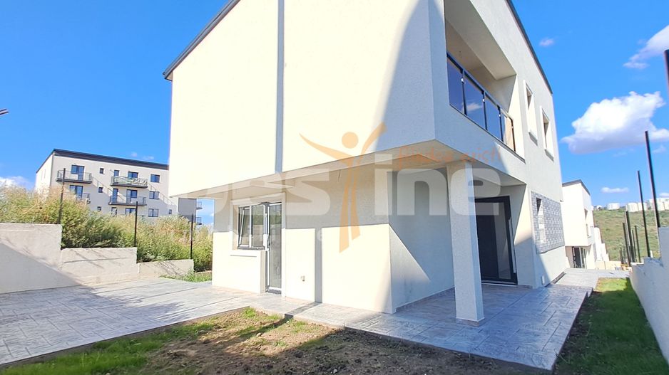 Casă individuală cu 4 camere și teren de 450 mp – Rediu - Poză 2
