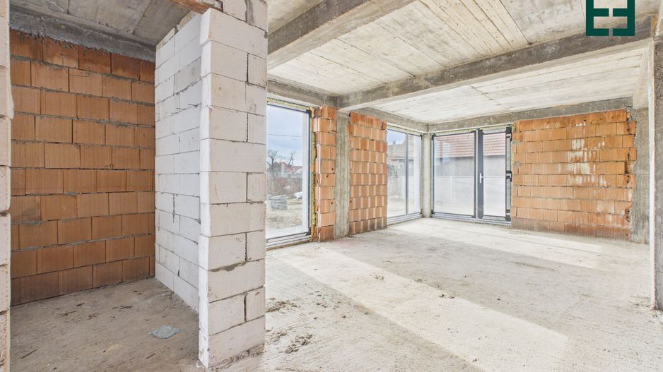 Casă nouă cu 4 camere și teren de 445 mp  - Vladimirescu - Arad - Poză 7