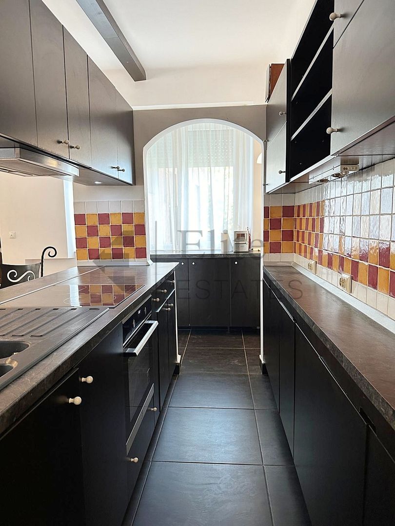 Apartament ultracentral de inchiriat - Poză 8