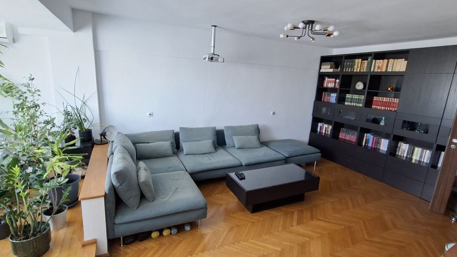 Apartament cu 4 camere si scara interioara - zona Judeatan - Poză 3