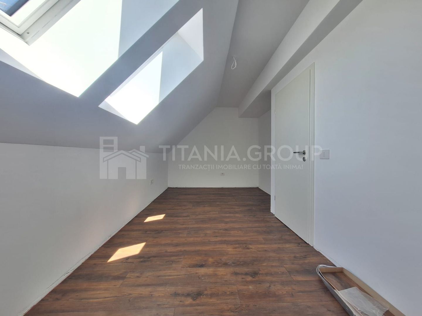 Apartament 3 camere nemobilat +loc de parcare -  Maurer Villas - Poză 6