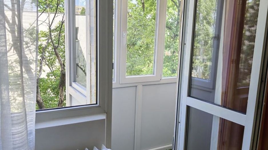 Apartament 2 camere decomandat Raul Doamnei, Drumul Taberei - Poză 2