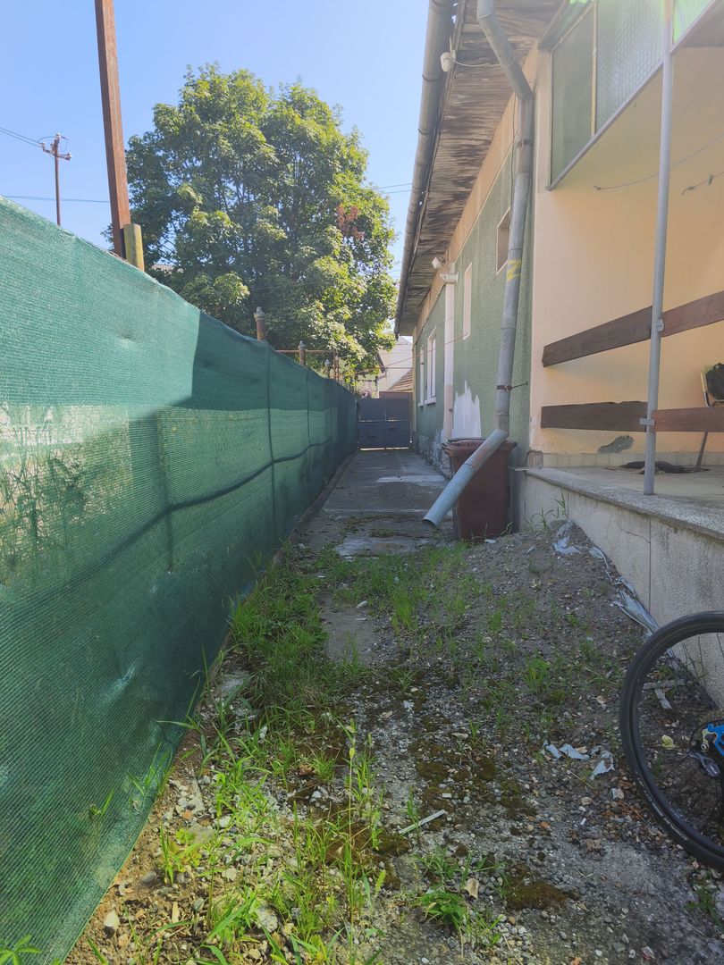 Casă 90 mp utili | Curte delimitata | Cota 1/2 teren | (Primăverii ) - Poză 14