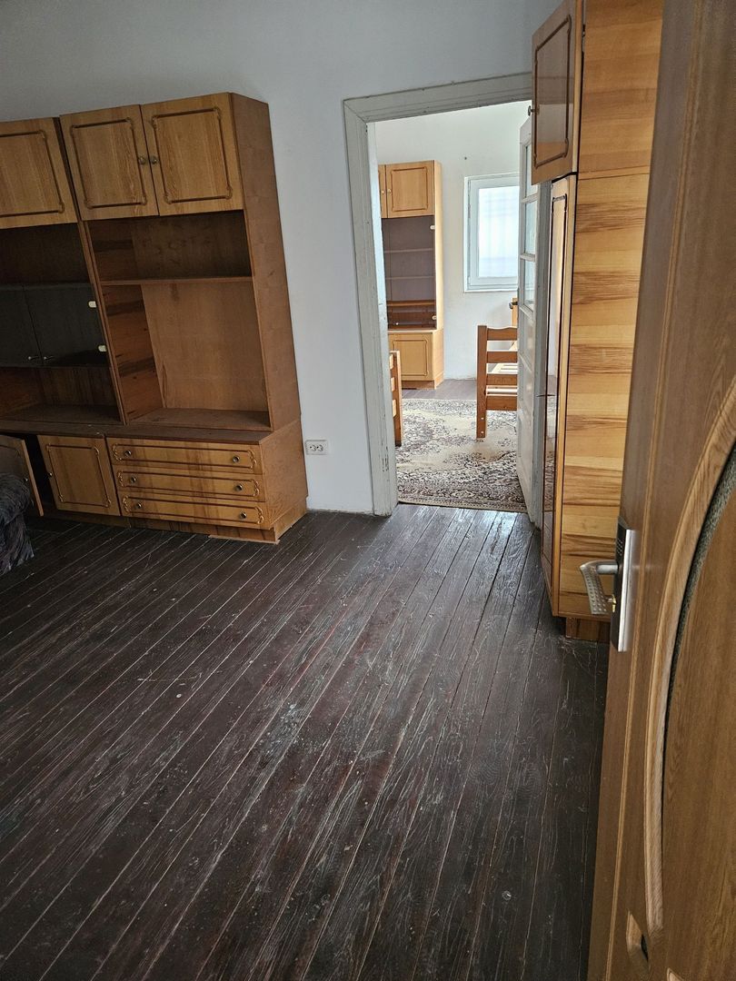 Vila S+P+E+M langa hotel Marriott - Poză 6