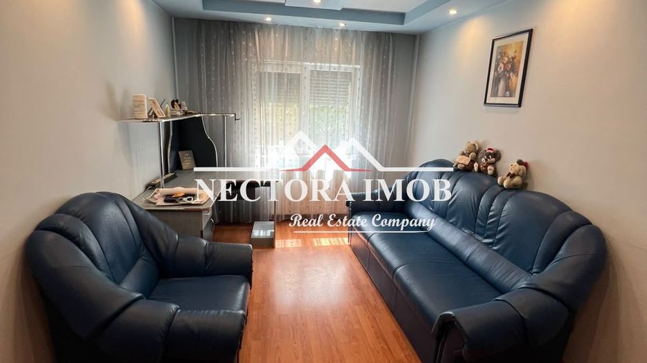 NECTORA IMOB-Apartament 3 camere, Zona Decebal, 68 mp, Et.3, Parcare - Poză 3