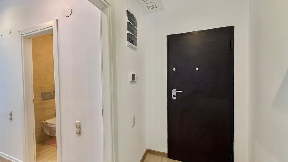 COSMOPOLIS - Apartament cu 3 camere, mobilat si utilat + 2 parcari - Poză 12
