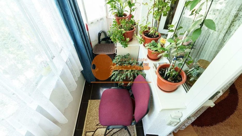 4 camere la 300m de Metrou Crangasi - Poză 15