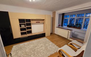 AP. 2 CAMERE MILITARI, CENTRALA, BUCATARIE INCHISA, METROU 5 MINUTE - Poză 4