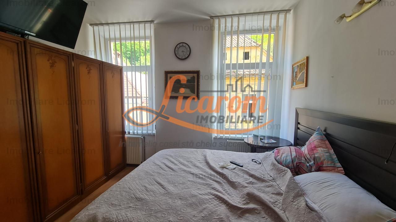 Apartament 3 camere la casa Centru Istoric utilat,mobilat 265000Eur - Poză 15