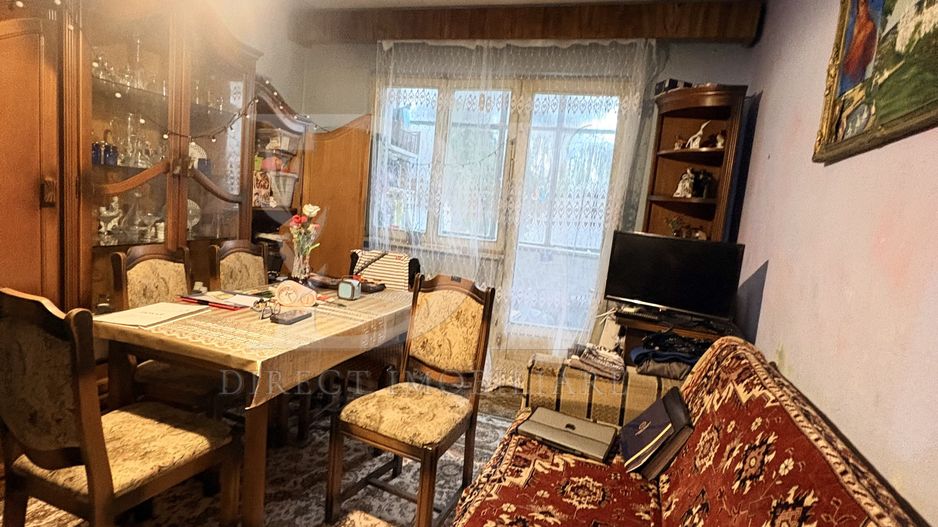 Apartament cu 3 camere -zona Bucium Manastur - Poză 2