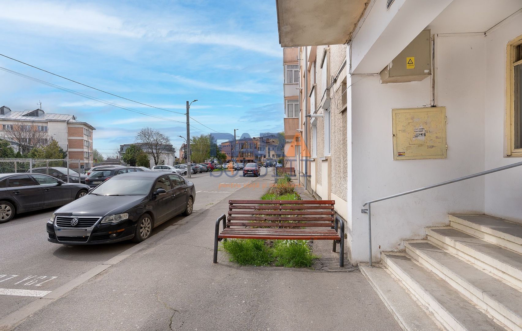 Spațiu pentru birou / salon / cabinet (38 mp) - Poză 2