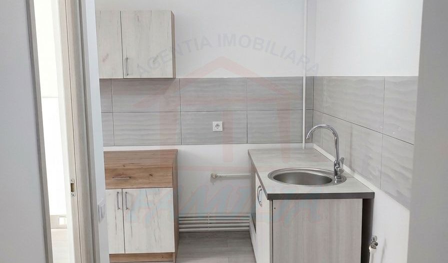Vanzare apartament cu 2 camere la et 1, Micro 19, 30 mp, 45.000 EURO - Poză 4