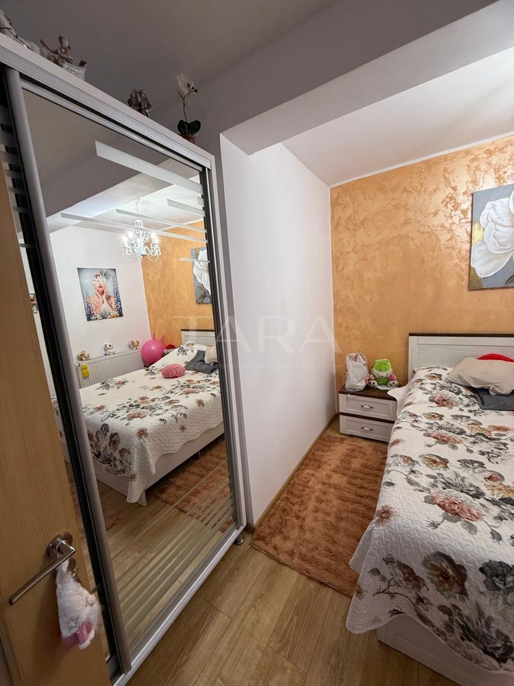 Apartament 2 camere, living, dormitor, zona Terra.. - Poză 2