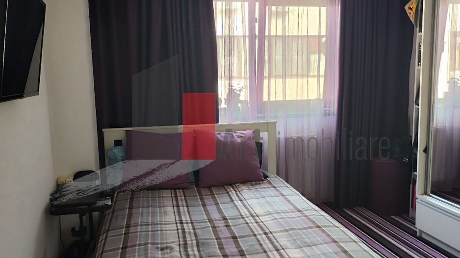 Apartament 2 camere, complet mobilat și utilat - Sector 4 - Poză 1