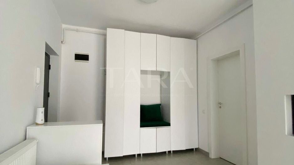 Apartament cochet cu 2 camere în zona Florilor. - Poză 1