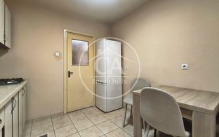 Apartament de vanzare cu 3 camere  in zona Centrala, Oradea - Poză 9