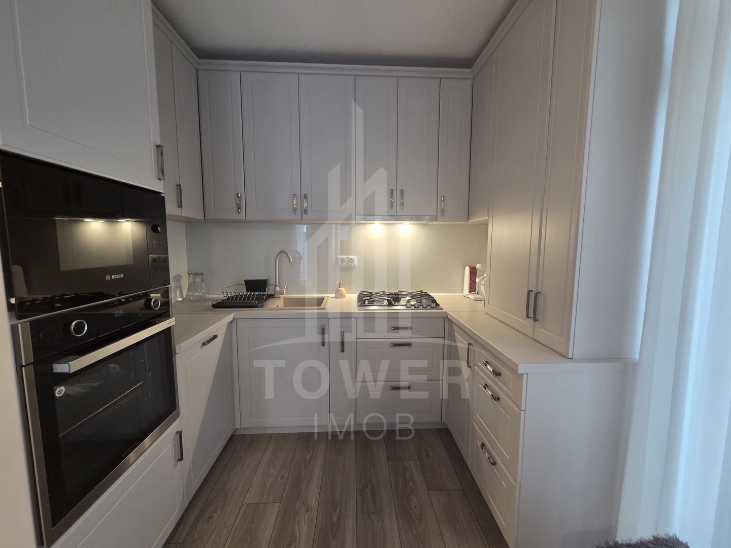Apartament 3 camere de vânzare - Poză 3