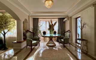 Vila / Casa de lux de vanzare  1000mp teren Str. Primaverii Constanta - Poză 11