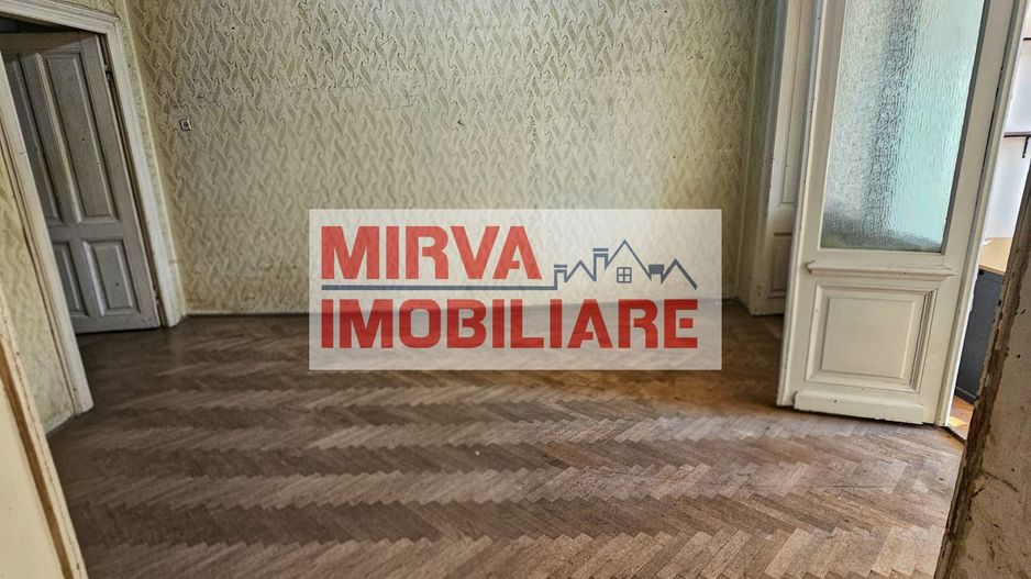 Casă cu arhitectură interbelică, 5 camere, teren 409 mp – Central - Poză 23