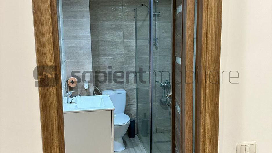 Apartament în PRIMA ONESTILOR - Poză 12