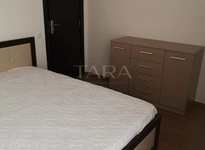 Apartament 3 camere, Floresti, zona Atelier Pizza. - Poză 8