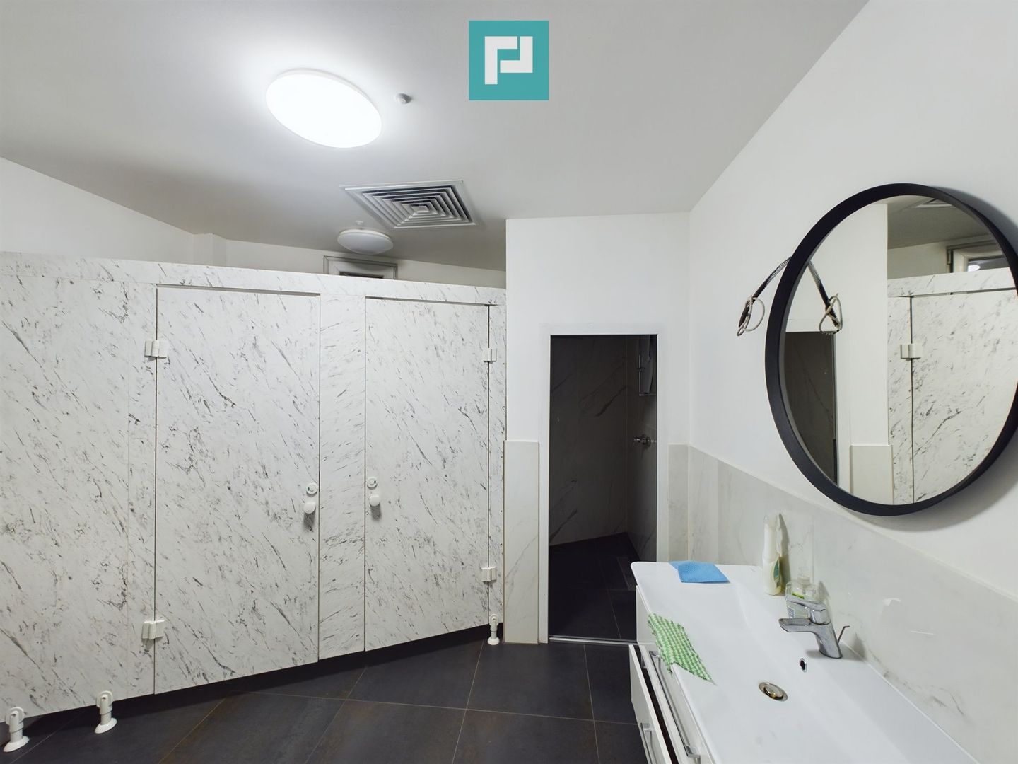 Hală cu birouri și platformă betonată de 2.500 mp - Poză 17