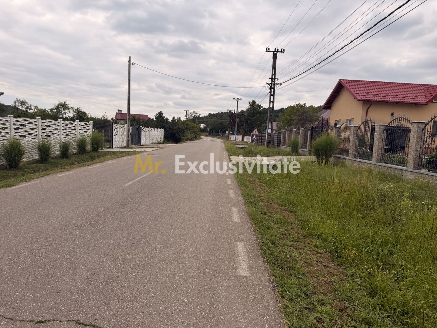 Teren pretabil unei construcții de vis - Băbana - zonă cu pădure - Poză 2