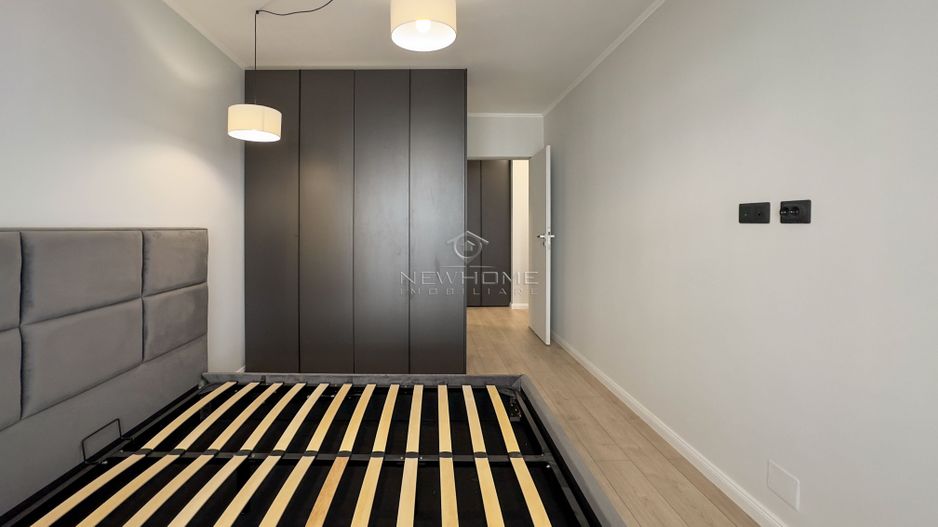 Apartament cu 2 camere, zona Str Eroilor - Poză 12