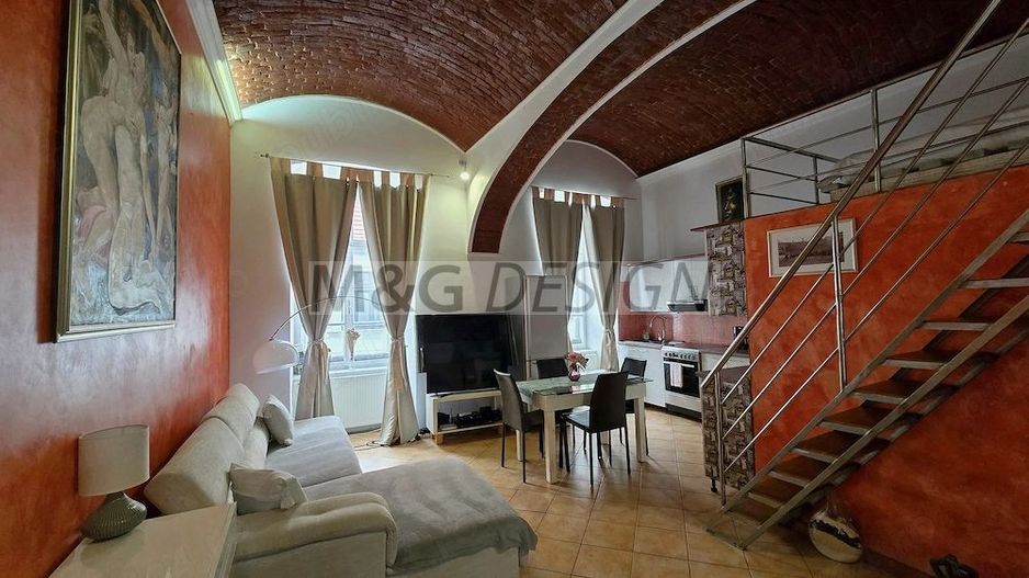 Apartament Central la cladire istorica - Poză 2