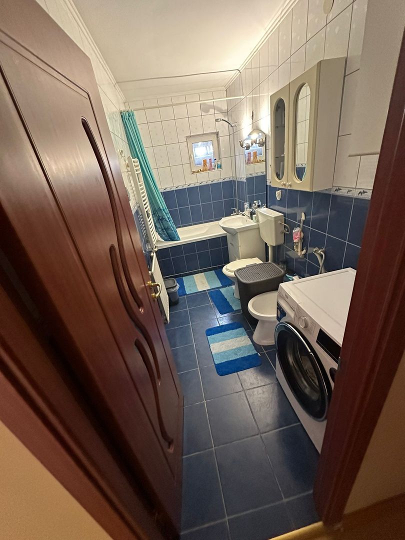 ageuropa.ro vinde ap cam 48mp etaj în Micro 14. - Poză 14