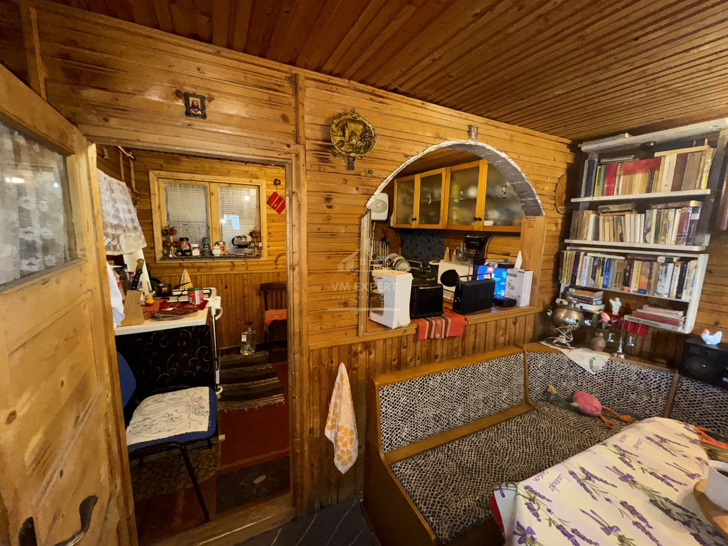 CASA DE VACANTA ZONA RUCAR - POSADA - Poză 13