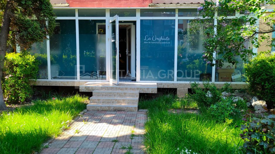 Spatiu comercial, 50 mp + 8 ml vitrina, Florilor, vad pietonal si auto - Poză 2