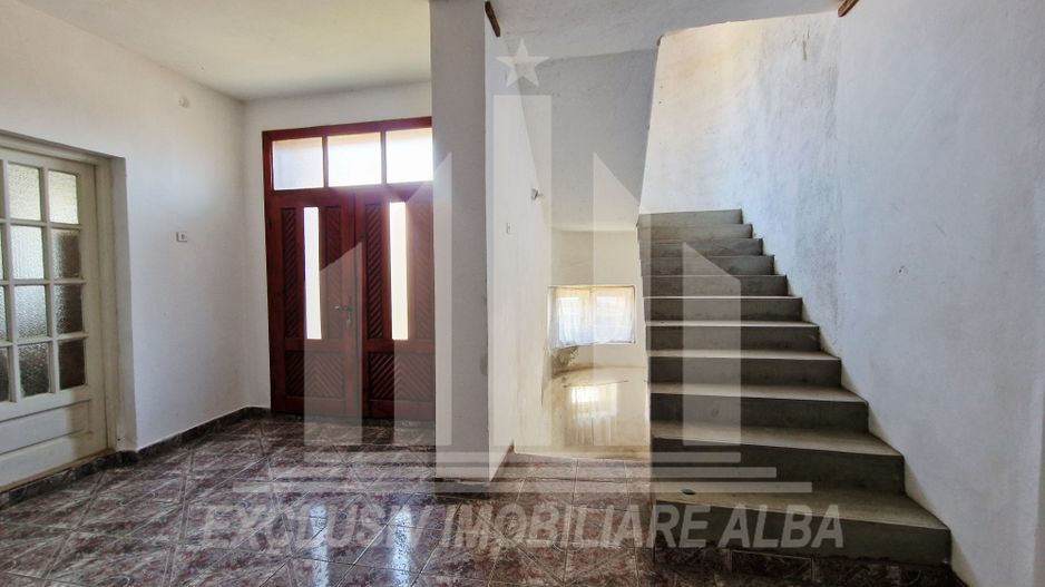 Casa individuala | 250 mp | 2457 mp teren | Sanmiclaus - Poză 3