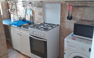 Mansarda  situata in Micro 21, cu balcon si vedere la Dunare - Poză 6