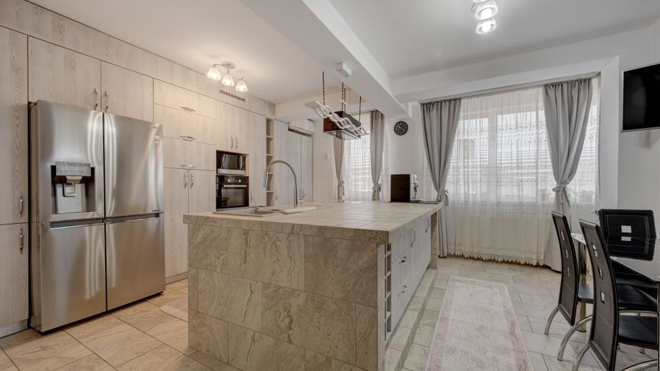 SI CASA SI AFACERE totul sub același acoperiș in Sector 5/Sălaj - LIDL - Poză 52