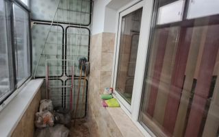 VANZARE 4 CAMERE DECOMANDAT | ULTRACENTRAL | ETAJ 1/4 | ROSIORI DE VEDE - Poză 9