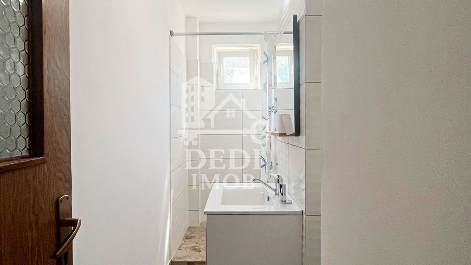 Apartament 2 camere de inchiriat in zona Rogerius, Oradea - Poză 8
