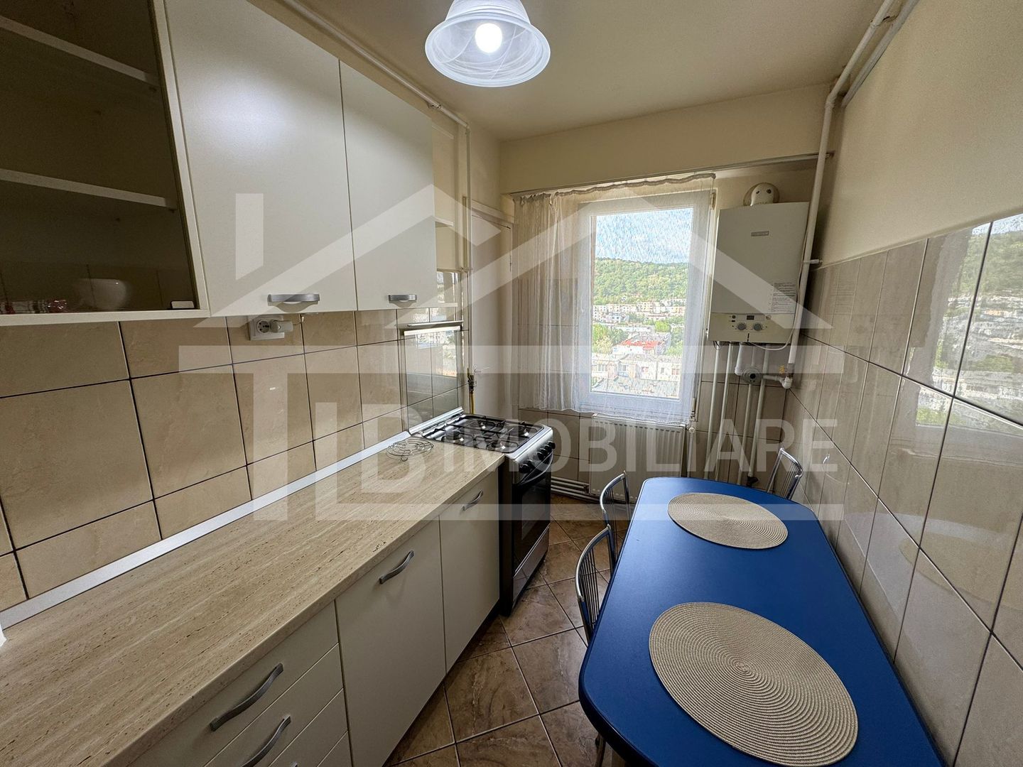 Apartament cu 2 camere, decomandat, 50mp, Zona Fortuna - Poză 7
