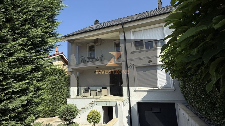 Vilă Lux  Oradea-strada Calimanestilor - Poză 26