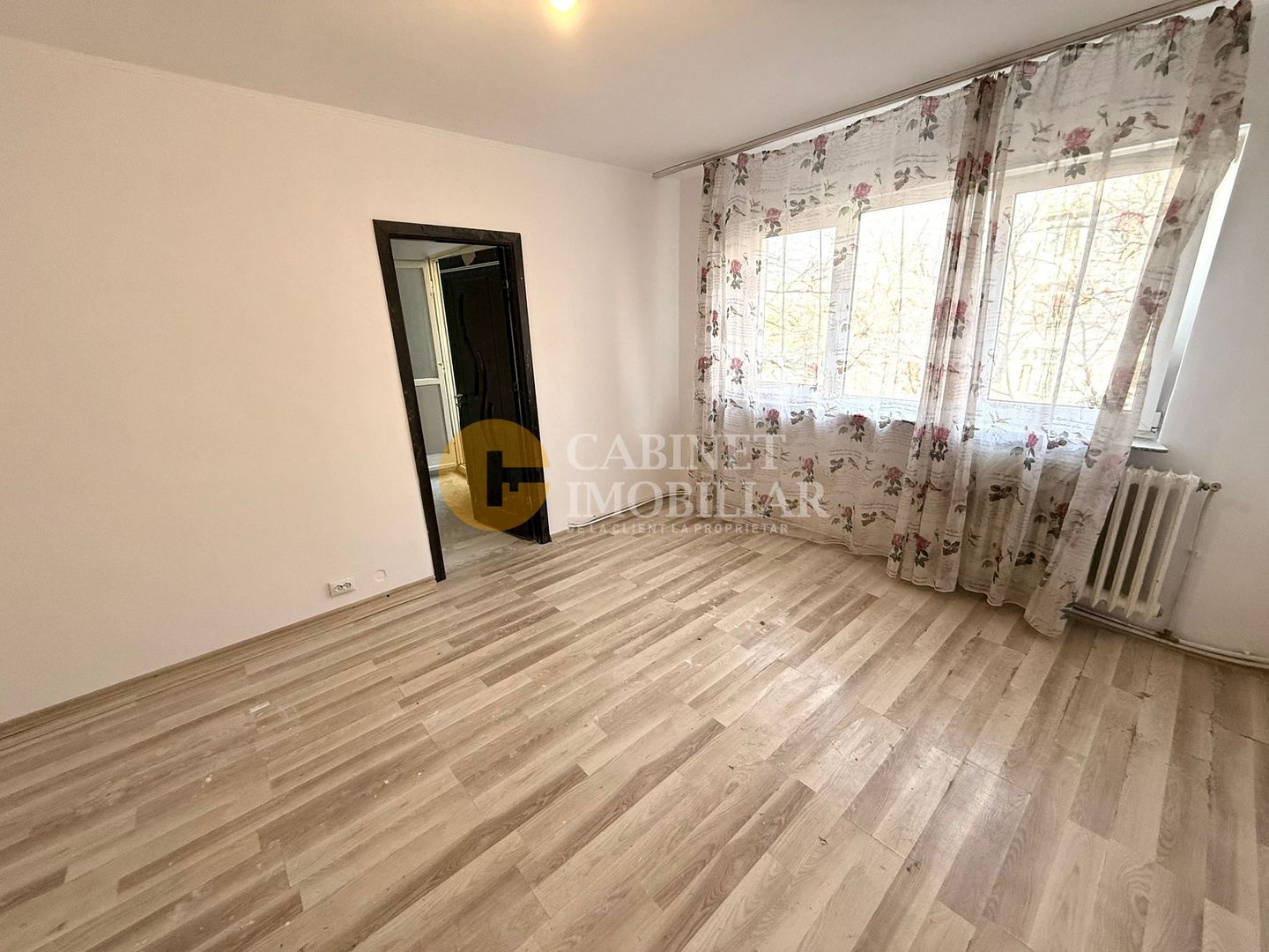 3 Camere - Etajul 1 - Zona Mircea Cel Bătrân - Poză 1
